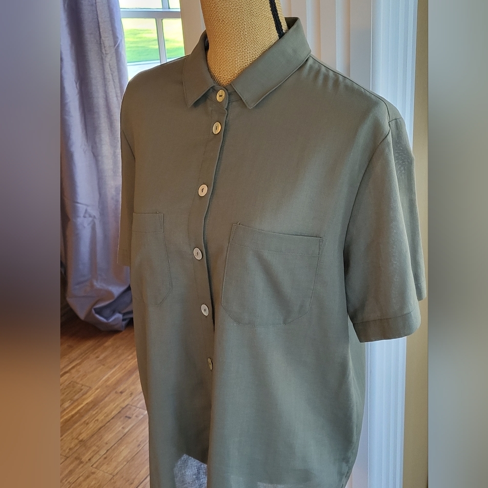 Geiger Collections Army Green Linen Short Sleeve Linen Blouse Size 42 (Size 12) - Picture 6 of 9
